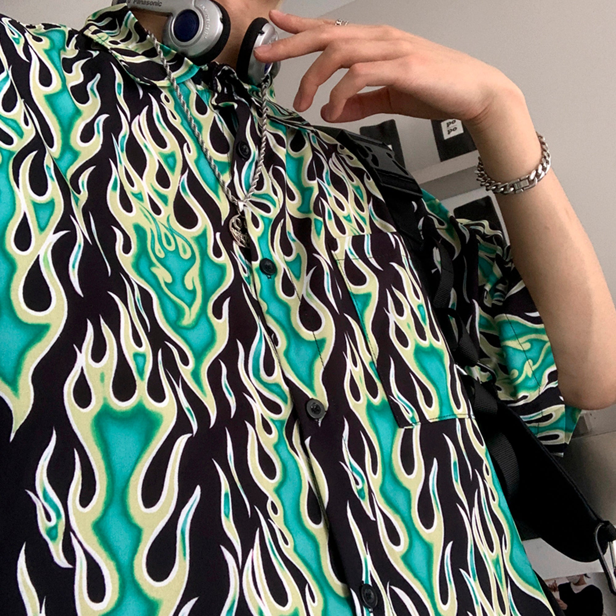 flame print short-sleeved shirt